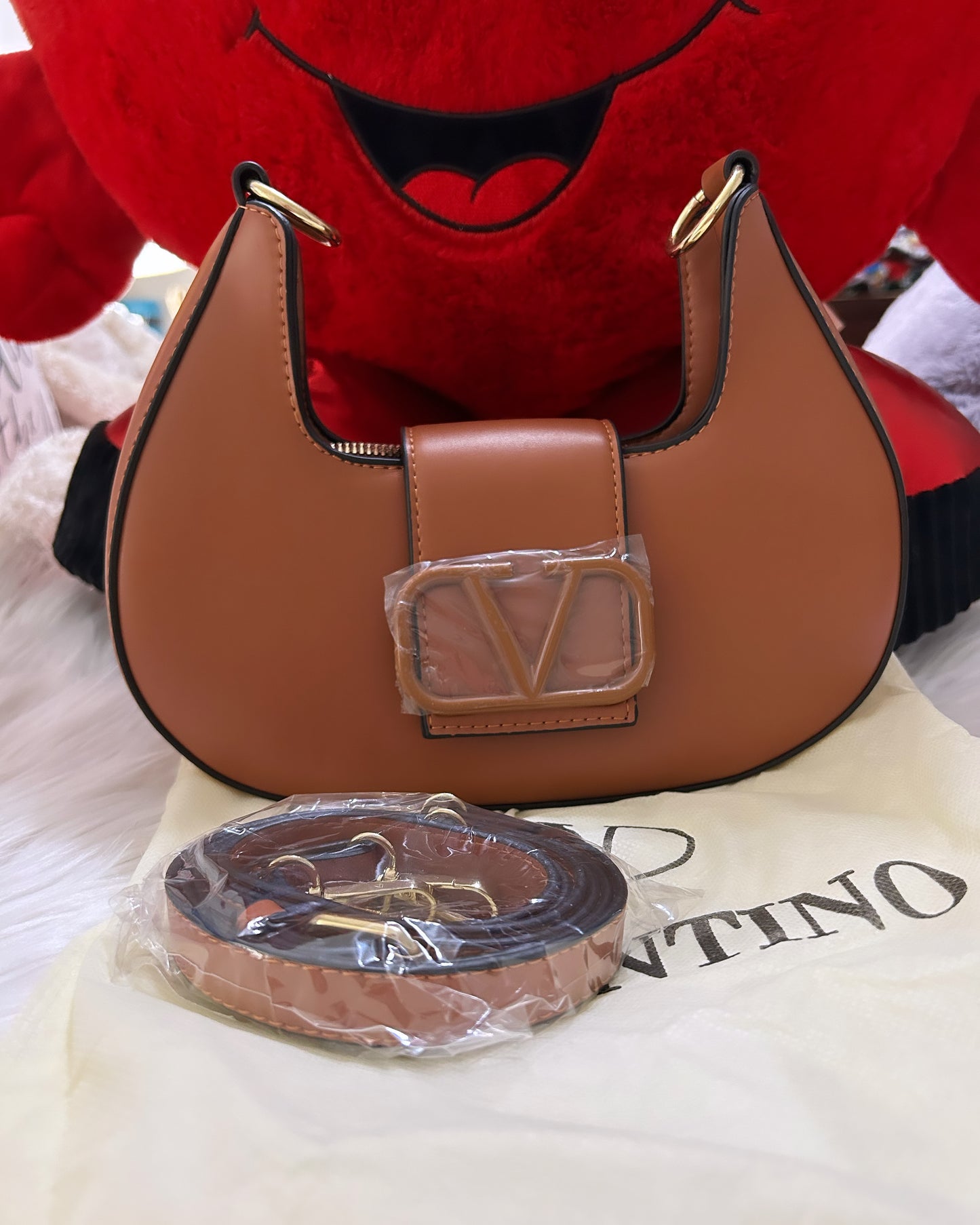 V Médium Bag